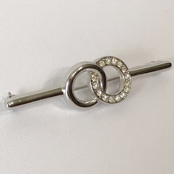 Rare Vintage Crown Trifari Open Double Circle Bar Pin Clear Rhinestone Silver T - Picture 6 of 13